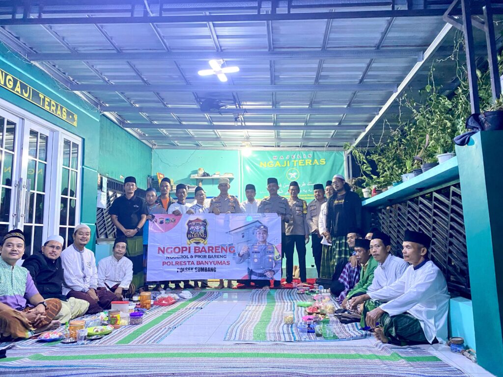 Bangun Sinergisitas Akademisi, ‘Ulama dan Aparat Keamanan: “Ngopi – Bareng” Fakultas_Dakwah UIN Saizu Purwokerto Bersama Polsek Sumbang, dan Komunitas Ngaji Teras Bangun Sinergisitas Akademisi, ‘Ulama dan Aparat Keamanan: “Ngopi – Bareng” Fakultas_Dakwah UIN Saizu Purwokerto Bersama Polsek Sumbang, dan Komunitas Ngaji Teras